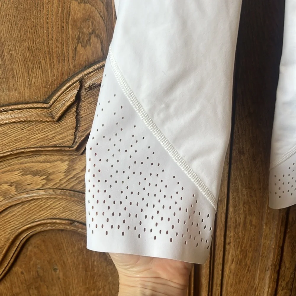 Lululemon Athletica Anew White Perforated Laser Cut Crop Legging Pants